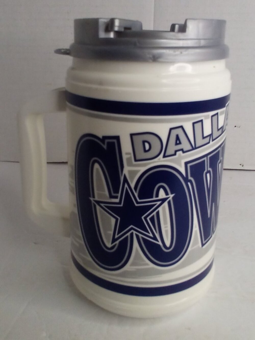 Vintage Dallas Cowboys Travel Mug Whirley Plastic Lid Handle NFL Football